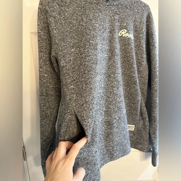 Roots men's heathered grey pullover hoodie Ptp 21 Large - Picture 4 of 7